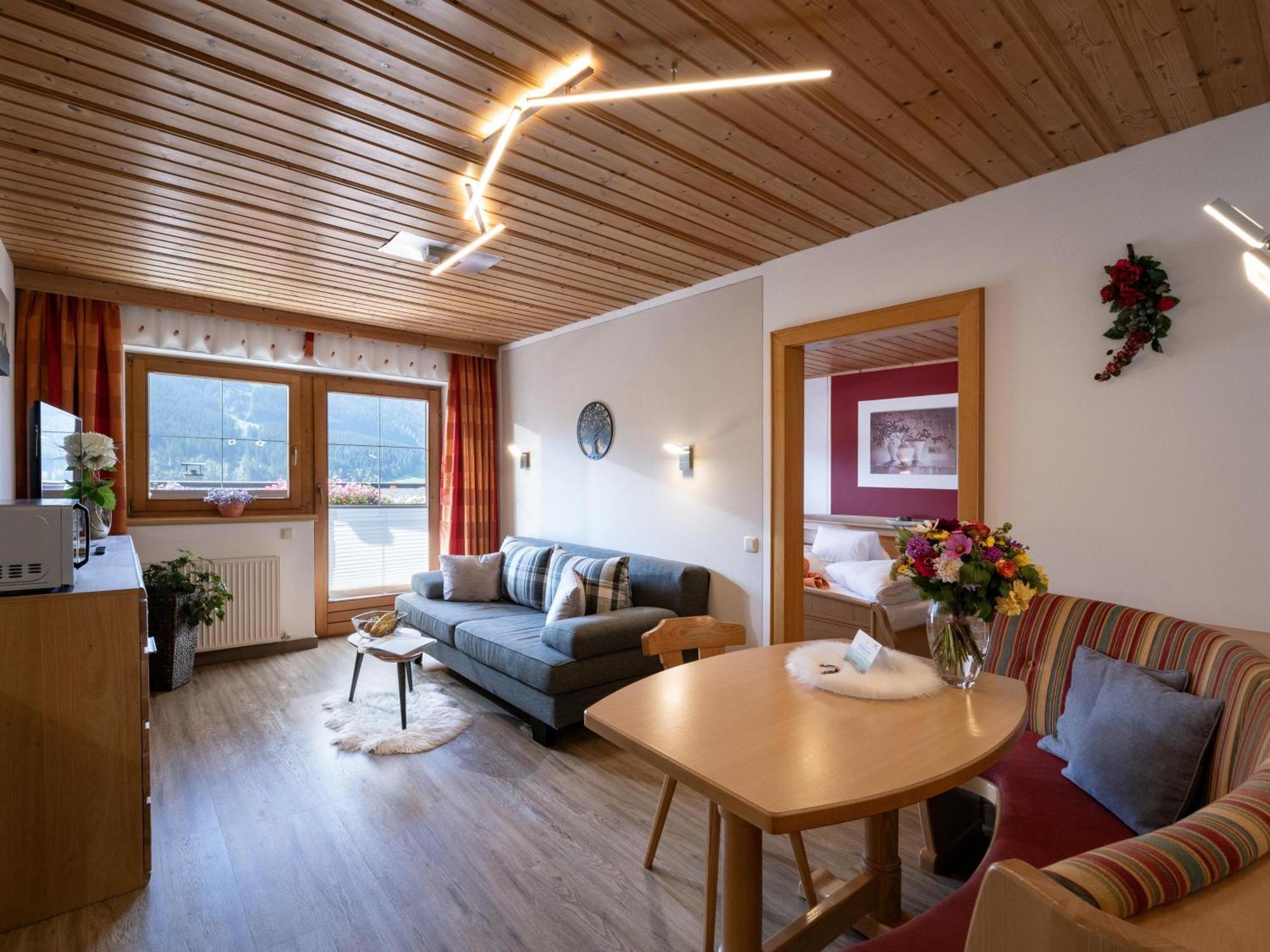 Appartement Bergblick Бриксен-им-Тале Екстериор снимка