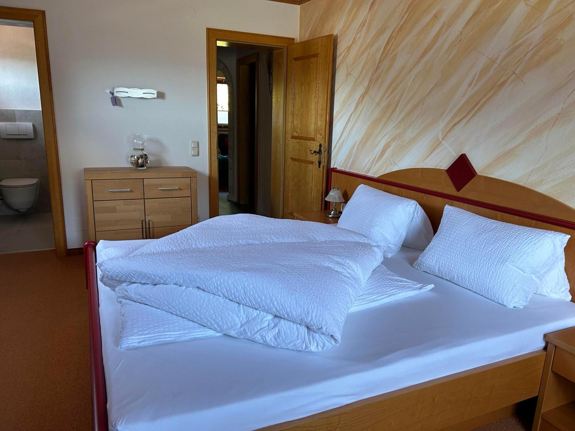 Appartement Bergblick Бриксен-им-Тале Екстериор снимка